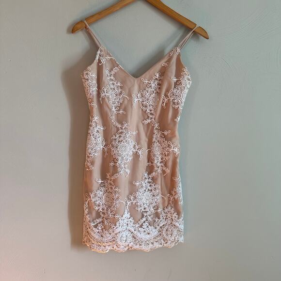 Lulus Loves the Limelight White and Beige Embroidered Bodycon Dress - Picture 3 of 9